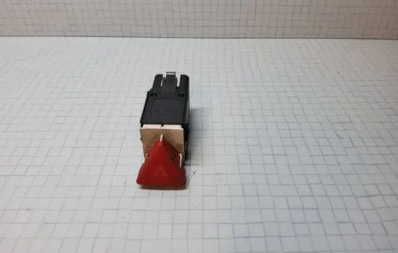 Volkswagen PASSAT B6 Hazard light switch 3C0953509A