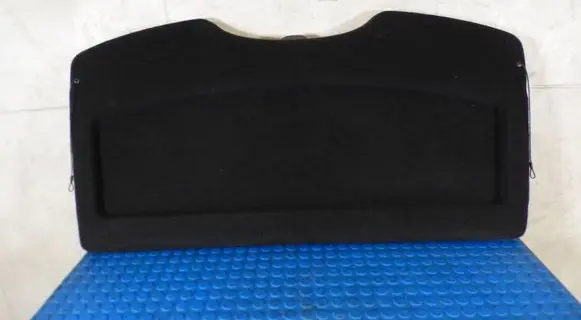 Parcel shelf