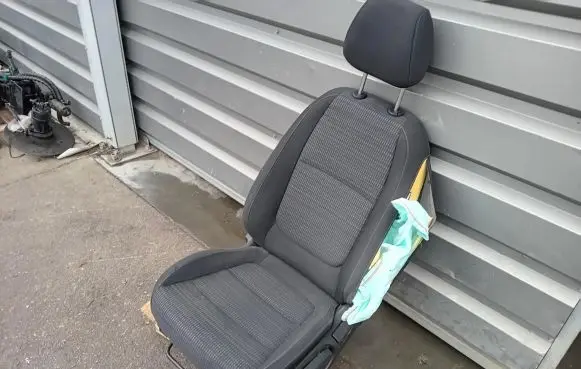 KIA Stonic Front driver seat 