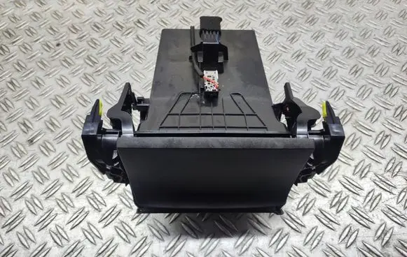 Toyota Camry Glove box 861C006010 DW2332000033 034292