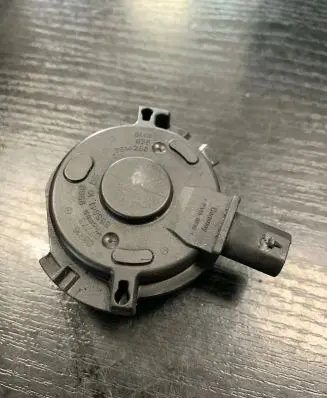 BMW 7 G11 G12 Camshaft vanos timing valve 7614288
