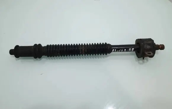 Mitsubishi Pajero Steering column universal joint MR475612