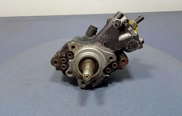 KIA Carnival Fuel injection high pressure pump