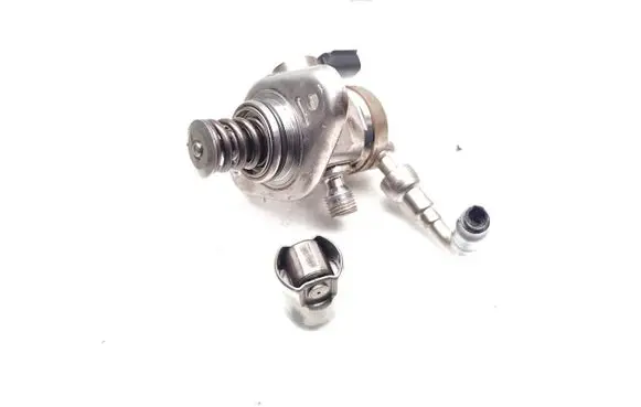 Ford Puma Fuel injection high pressure pump H6BG-9D376-AB
