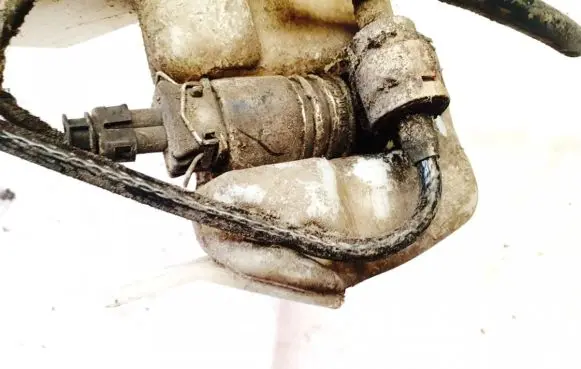 Opel Zafira A Windscreen/windshield washer pump