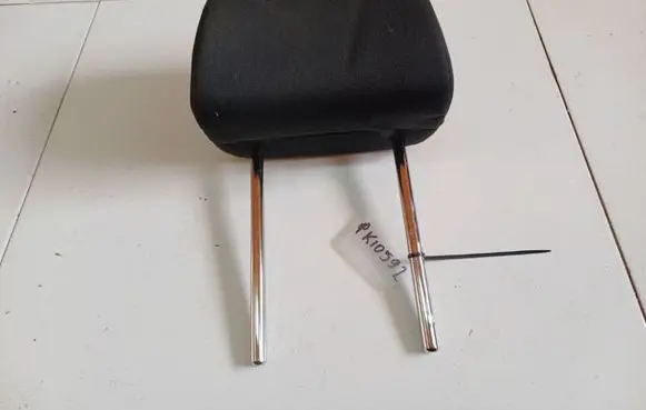 Skoda Octavia Mk2 (1Z) Front seat headrest 