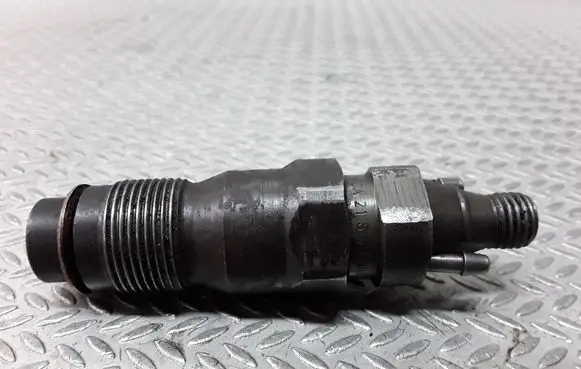 BMW 5 E39 Fuel injector KCA21S71