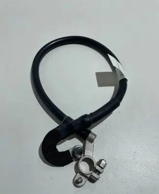 Mercedes-Benz Metris W447 Positive cable (battery) A4475401755