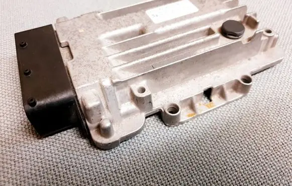 Mercedes-Benz Sprinter W906 Fuel injection pump control unit/module A6429009300 0281017447 A1644460054