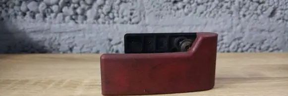 Engine bonnet (hood) release handle