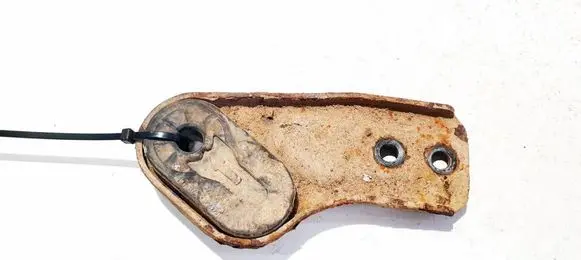 Opel Zafira B Radiator mount bracket 13118278
