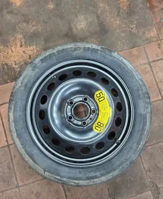 Volvo V70 R17 spare wheel 9209872