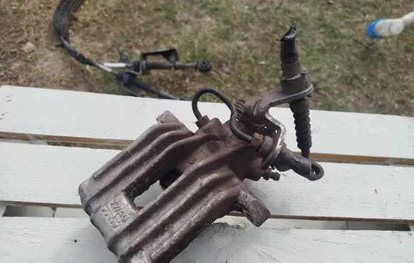 Audi A3 S3 8P Rear brake caliper 