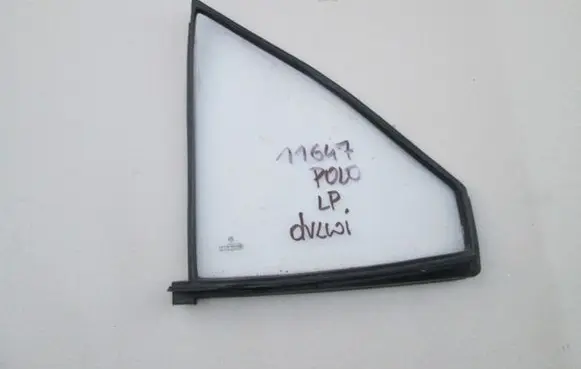Volkswagen Polo II 86C 2F Front door window glass four-door