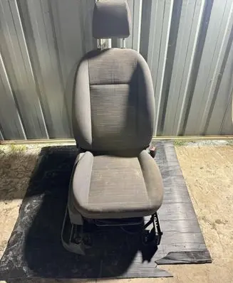Ford C-MAX I Front passenger seat 