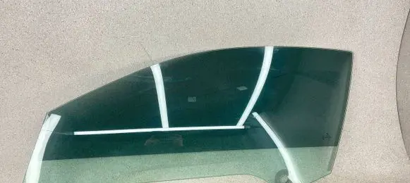 BMW M6 Front door window/glass (coupe) 7224056 51337224056