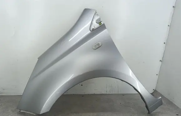 Nissan Note (E11) Fender KY0