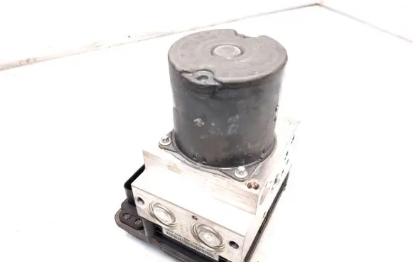 BMW 5 GT F07 ABS Pump 6854038 6854036