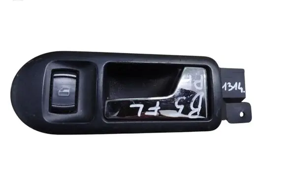 Volkswagen PASSAT B5.5 Front door interior handle 3B1837117
