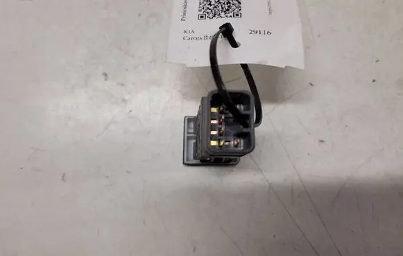 KIA Carens I Fog light switch