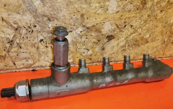 Opel Astra H Fuel main line pipe 55PP0501 08015448569