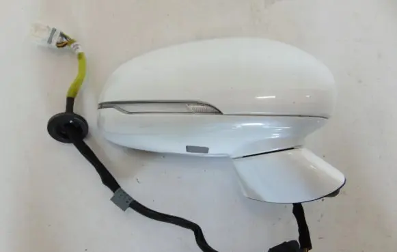 KIA Stinger Front door electric wing mirror