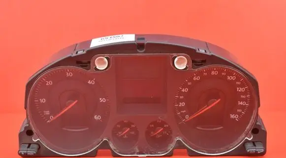 Volkswagen PASSAT B6 Speedometer (instrument cluster)