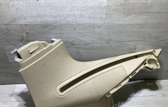 Audi A4 S4 B9 (D)pillar trim (top) 8W9867246B