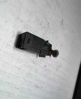 Opel Zafira B Brake pedal sensor switch 55701395 869619858
