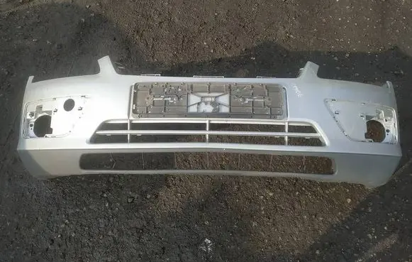 Ford Focus C-MAX Front bumper PILKAS