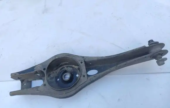 KIA Niro Rear control arm 55220G2500