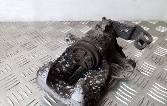 Opel Astra K Rear brake caliper