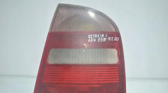 Skoda Octavia Mk1 (1U) Rear/tail lights