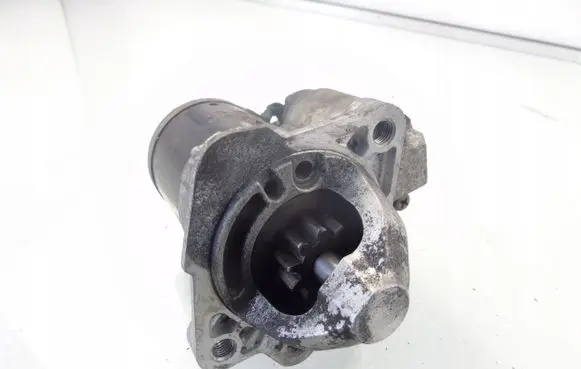 Mazda 2 Starter motor M000T32771