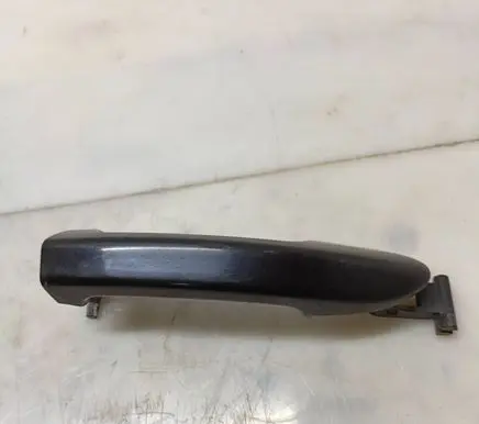 Volkswagen PASSAT B6 Front door exterior handle 3C0837210