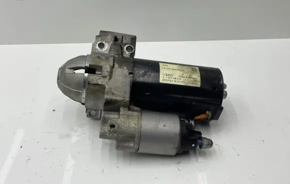 BMW 5 G30 G31 Starter motor 8589891 20191103 0001148515