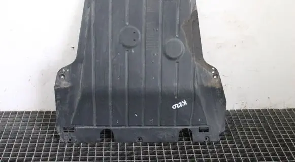 Renault Zoe Engine splash shield/under tray 8200540585