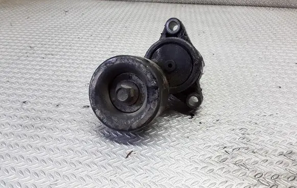 Mazda 6 Generator/alternator belt tensioner