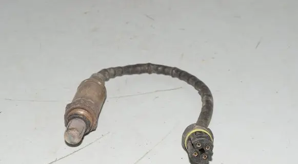BMW 5 E39 Lambda probe sensor 1742050 0258003477