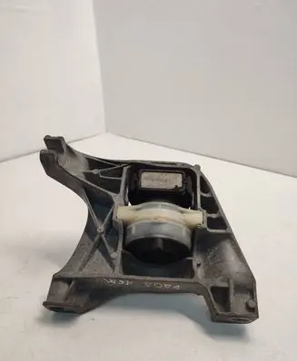 Peugeot 308 Engine mount bracket 4A103720