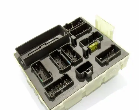 Ford Focus Fuse module 518783204