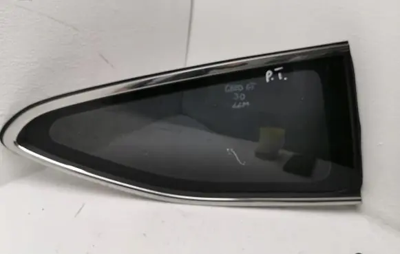 KIA Pro Cee'd II Rear side window