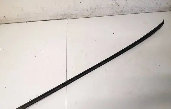 Volkswagen PASSAT B6 Windshield trim 3A0854327A