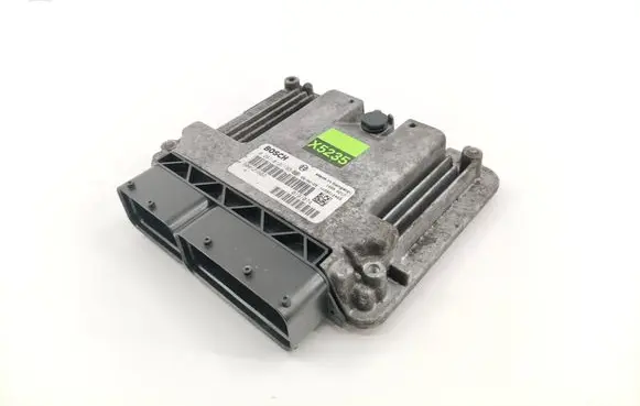 Iveco Daily 4th gen Engine control unit/module 0281012193 504121602