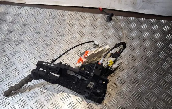 Audi A8 S8 D4 4H Rear door lock 4H0839016A