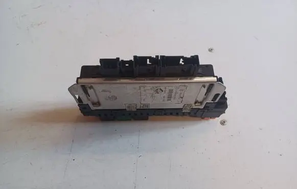 Mercedes-Benz S W220 SAM control unit A0325458332