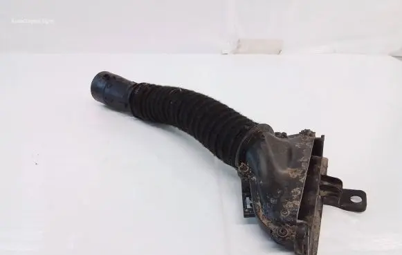 Opel Mokka B Intake resonator 9836267280