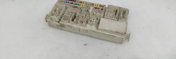 Mazda 3 I Fuse module BP8F66730G