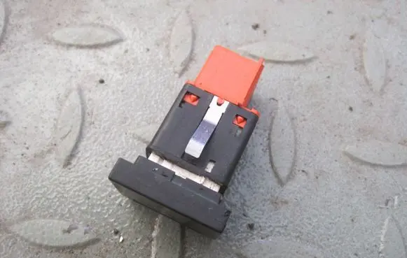 Volkswagen Amarok Differential lock switch 2H2927138D