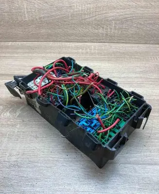 Mercury Sable IV Fuse box set 98AG14A067CD 518261201
